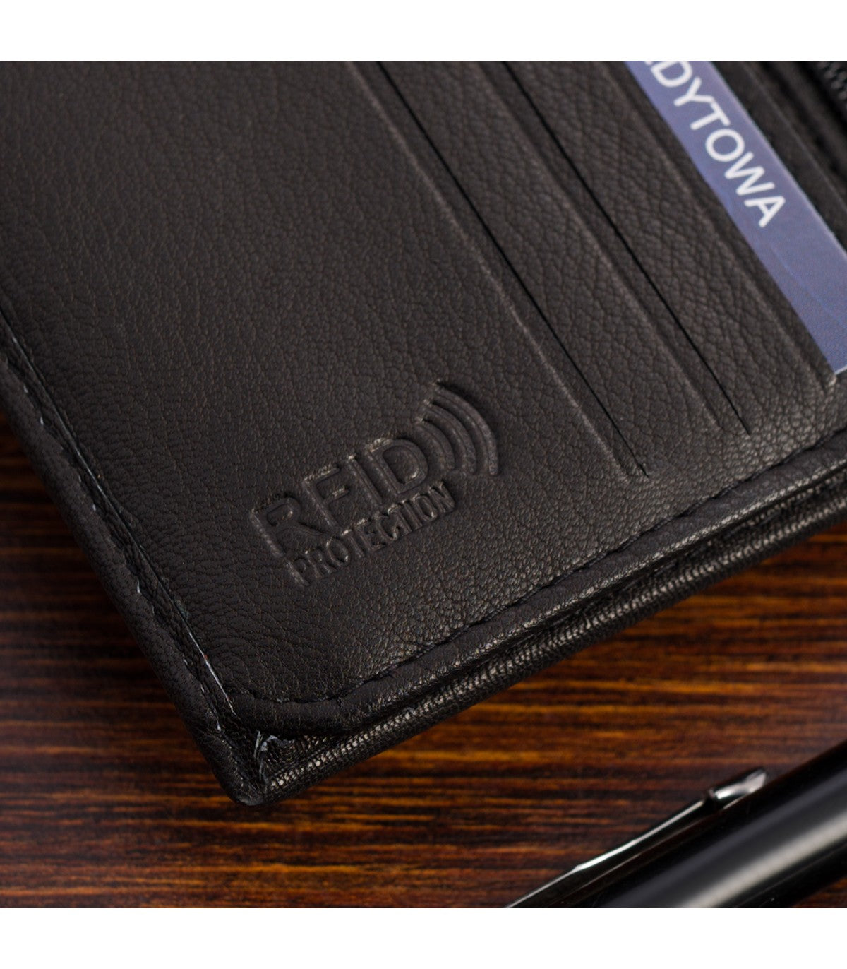 Męski portfel skórzany klasyczny pionowy Beltimore D49 czarny lub granatowy