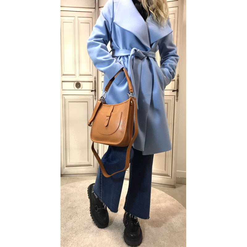 Damska skórzana torba na ramię - 546617